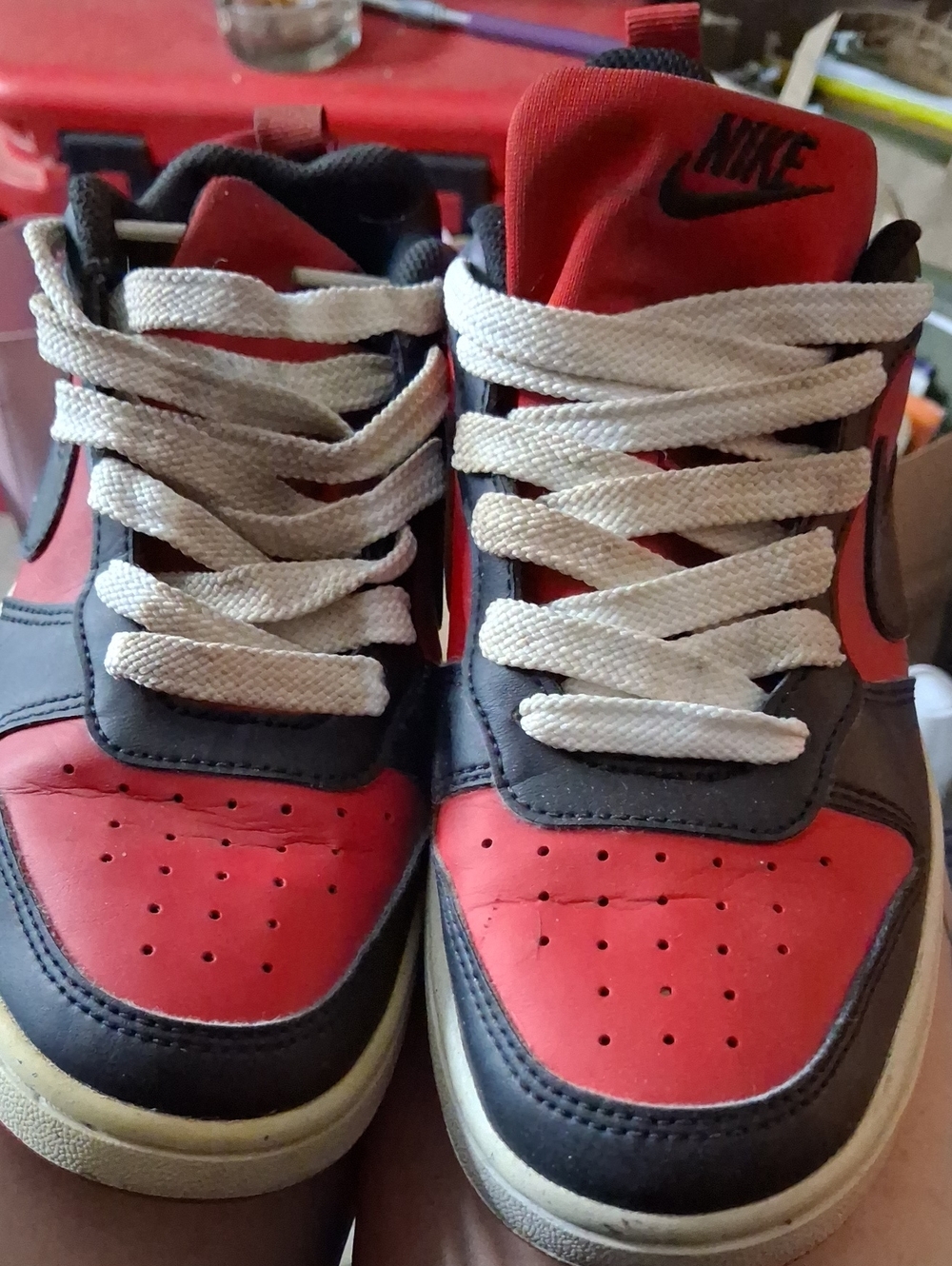 Nike Kids Red and Black Low-Top Sneakers with White Laces